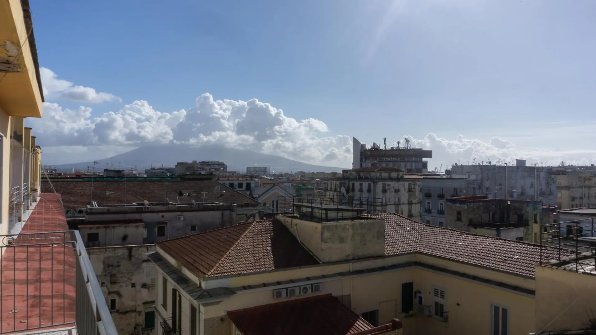 A I R Rettifilo Apartments Neapol