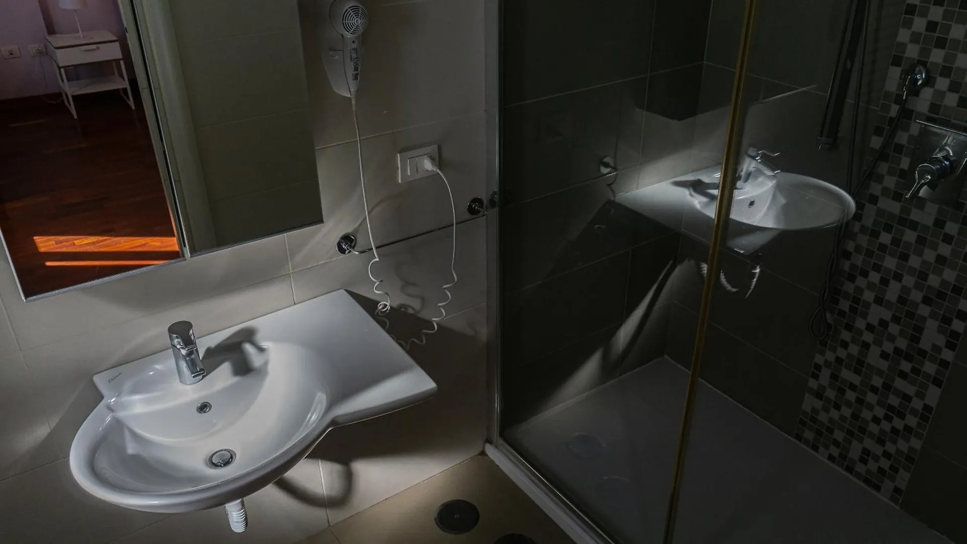 A I R Rettifilo Apartments Napoli 0*,  Italia